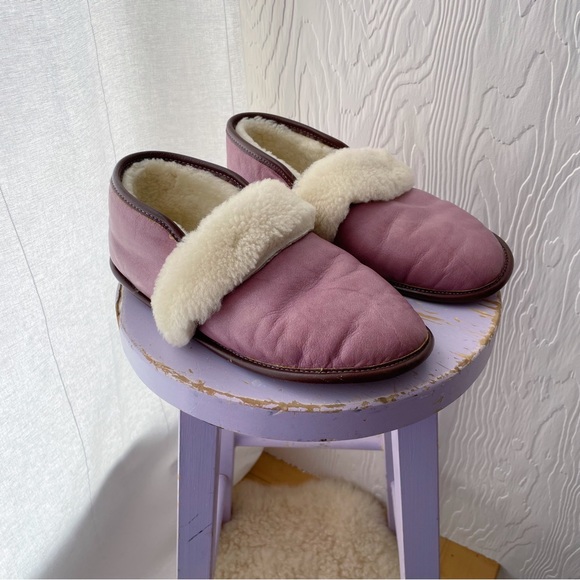 Sheepskin Slippers - Picture 2 of 3